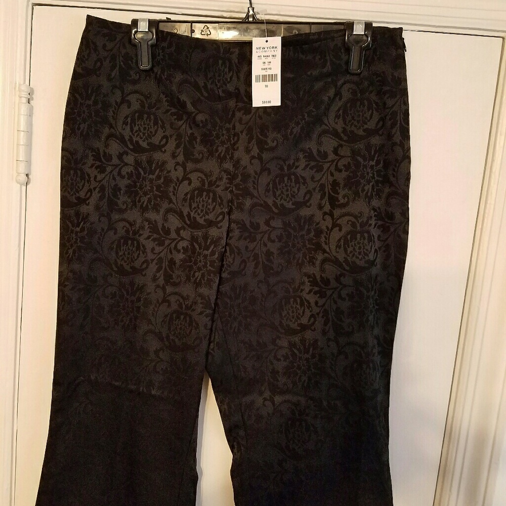New York & Company Black Damask NWT Size 10 pants